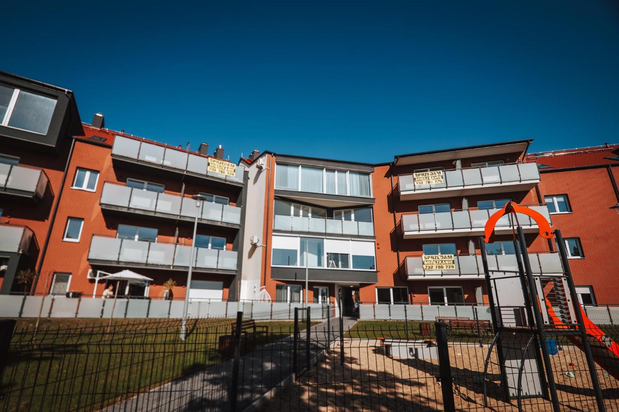 Apartament Przy Baryczy Milicz Bagian luar foto